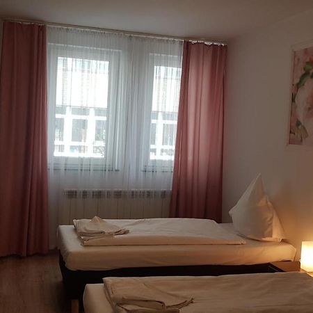 Hotelik Kameleon Pokoje Goscinne ยาวอร์ ภายนอก รูปภาพ