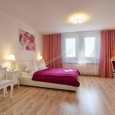 Hotelik Kameleon Pokoje Goscinne ยาวอร์ ภายนอก รูปภาพ